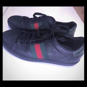 Gucci black leather sneakers size 37
